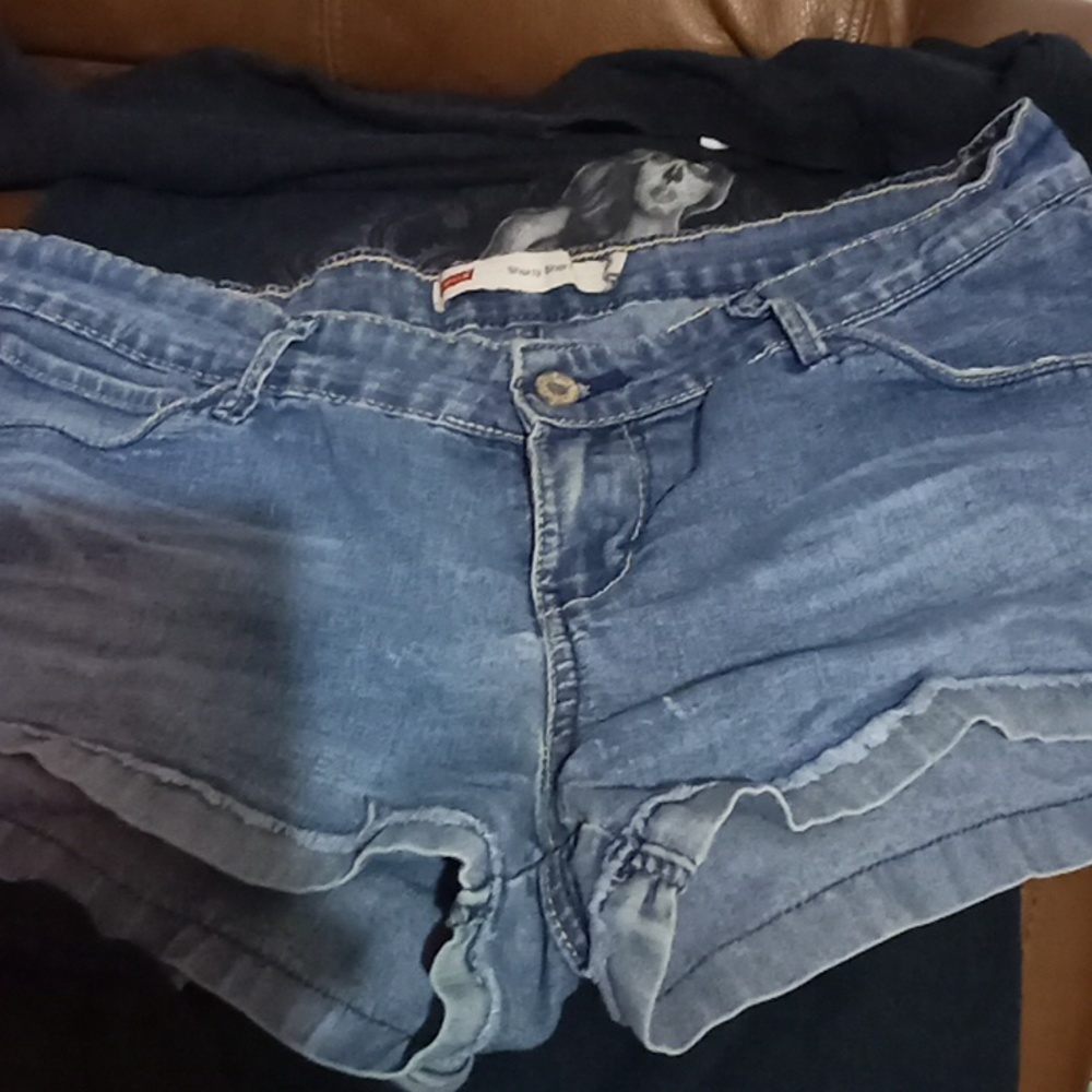 Levi's Shorty Short